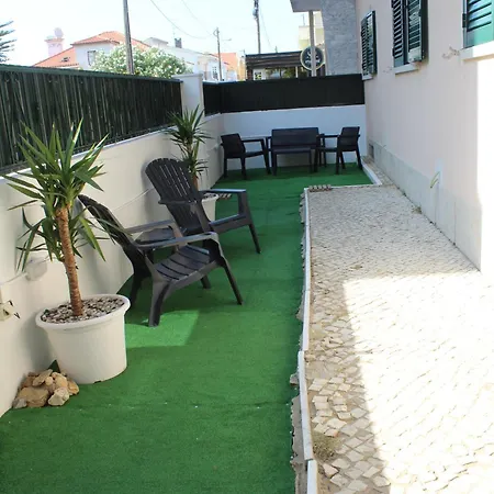 Villa Gaby Family House Concept Costa da Caparica