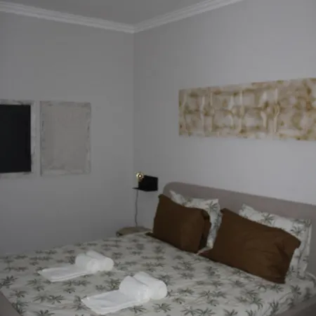 Gaby Family House Concept Costa da Caparica